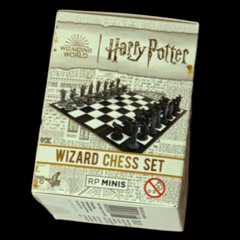 NWT Wizard Chess! Gift idea Stocking stuffer mini Harry Potter Chess
